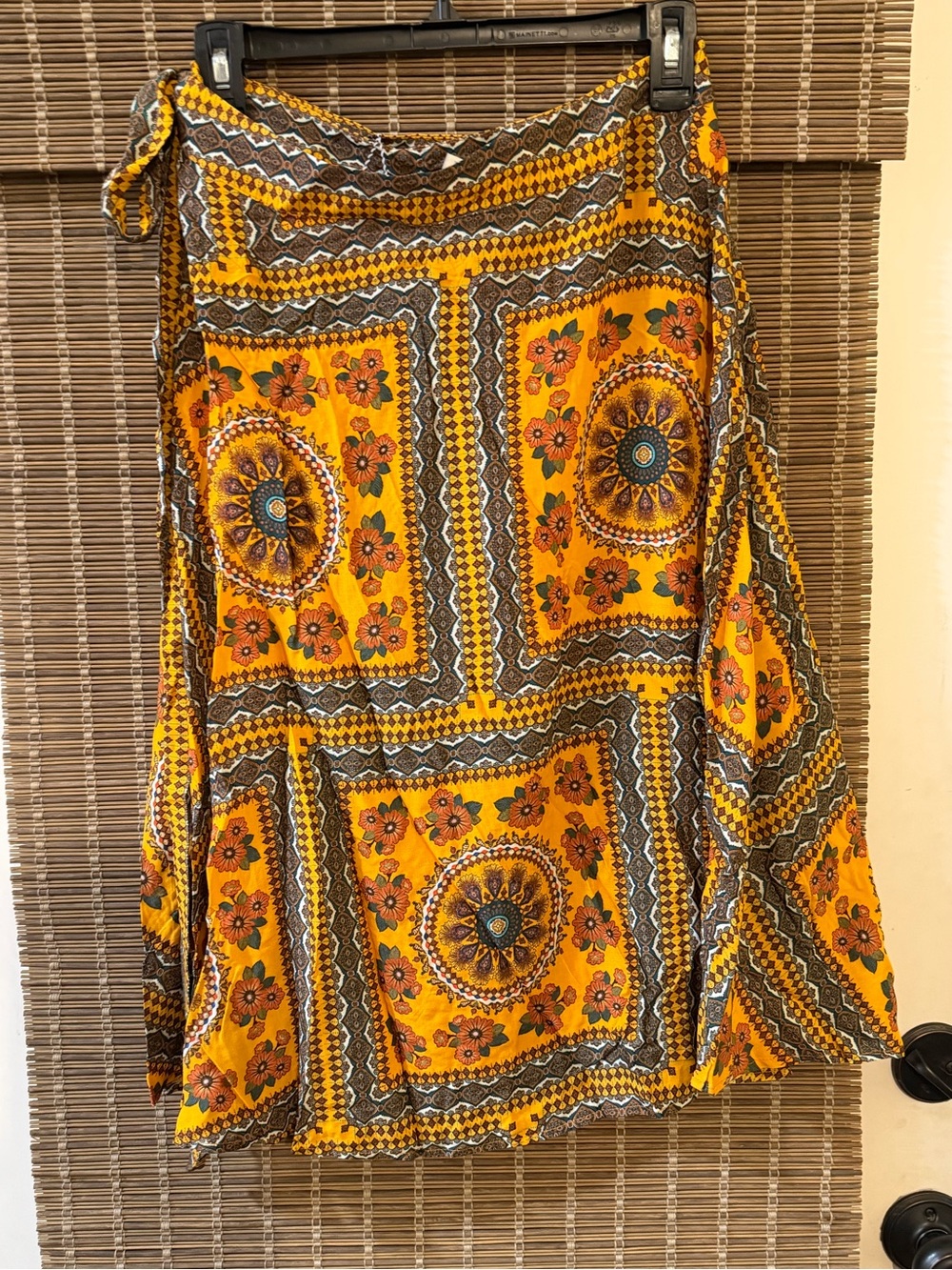 NWT Farm Rio Anthropologie Suncatcher skirt- wrap MEDIUM - Picture 6 of 6